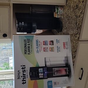 Ninja Thirsi Drink System